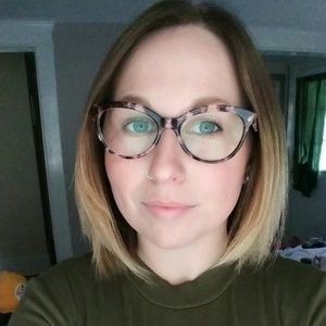 Meet your Posher, Mallory